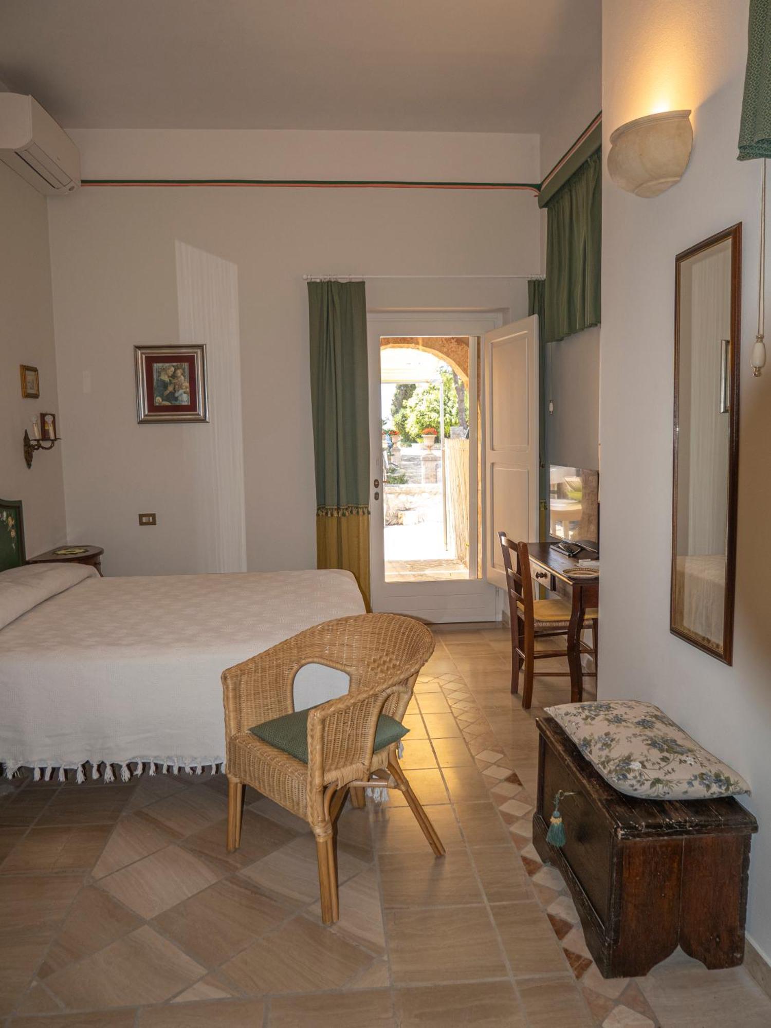 Agriturismo Masseria Alcorico Галяно дел Капо Екстериор снимка